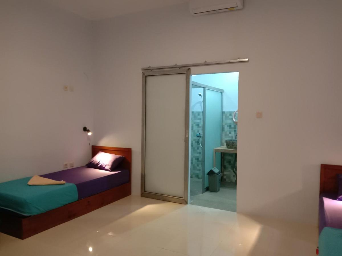 Sentul Hostel Kuta  Exteriör bild
