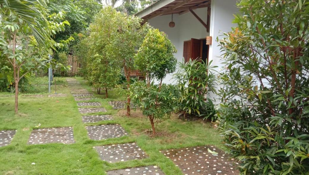Sentul Hostel Kuta  Exteriör bild